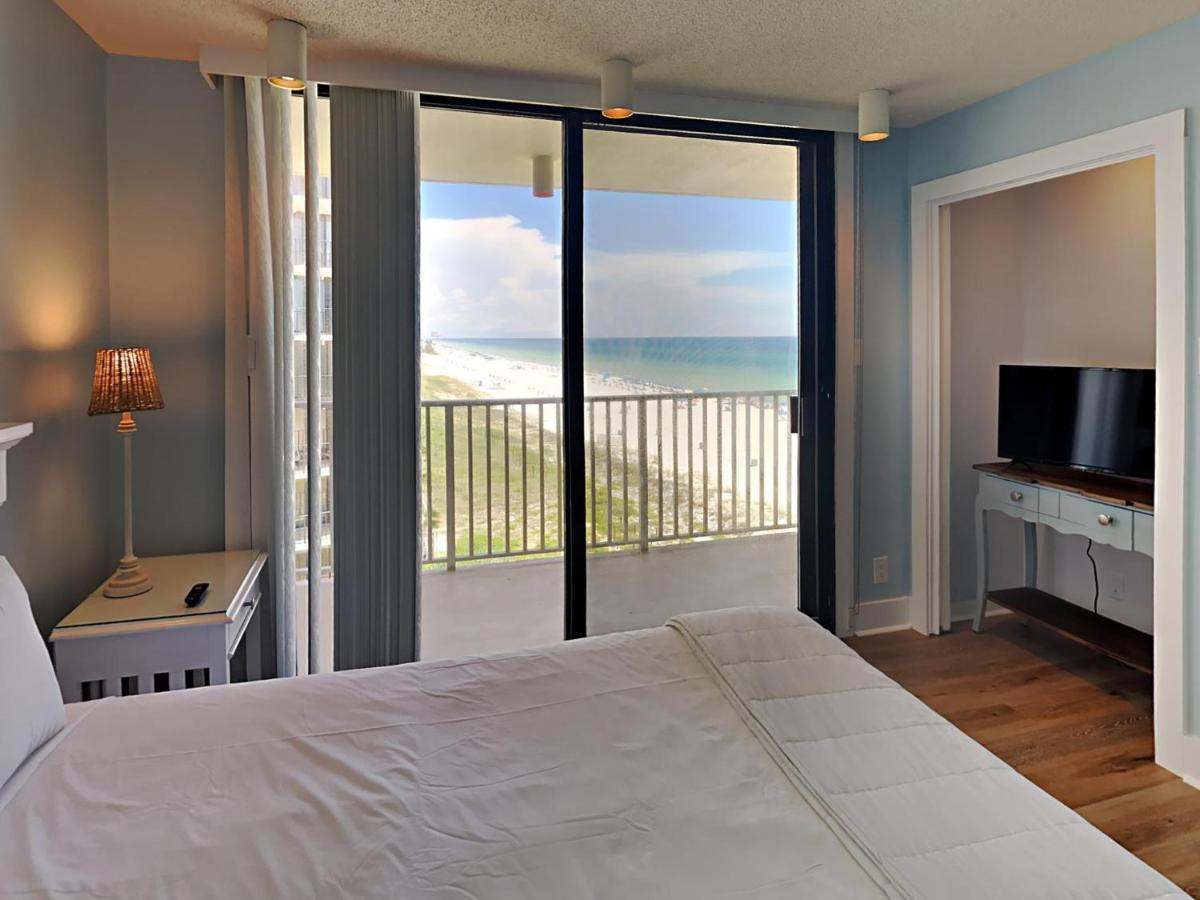 Edgewater Leeward 500 Apartment *